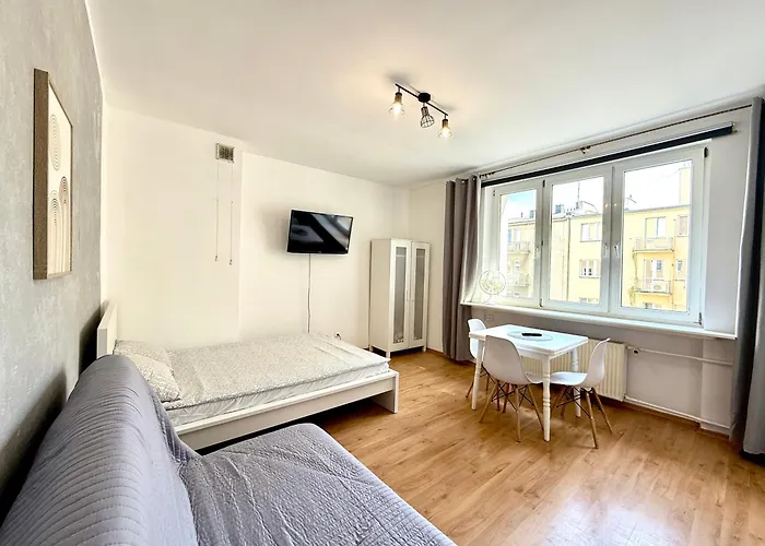 Wladyslawa Iv - Przy Skm *